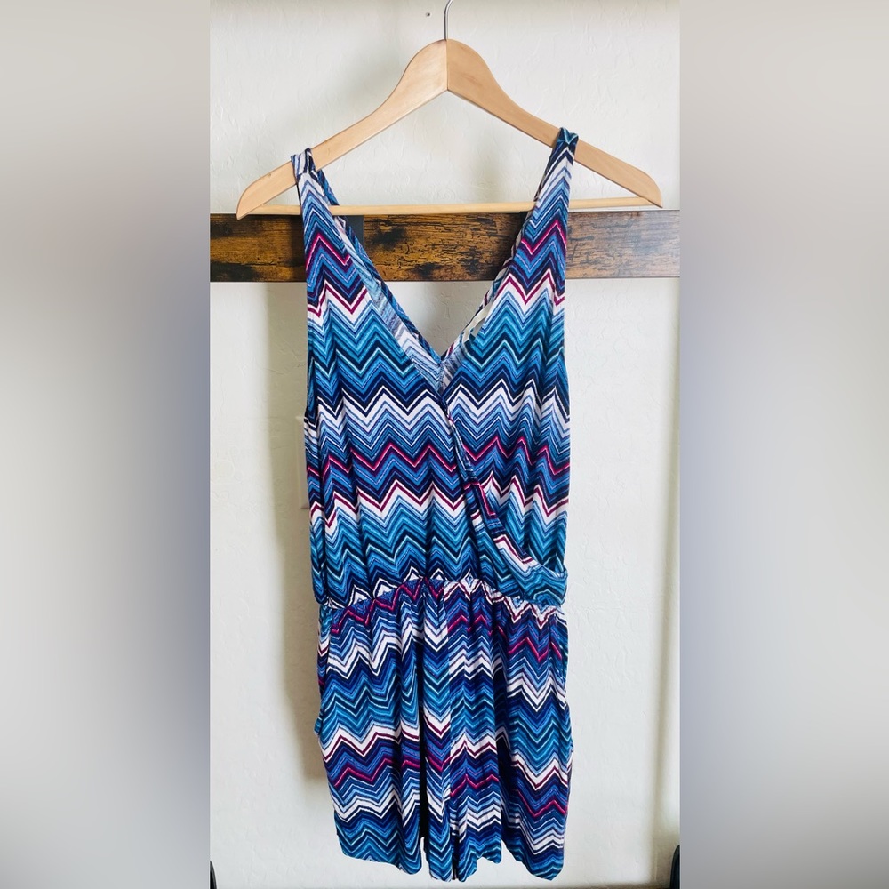 H&M Faux Wrap Chevron Striped Sleeveless Women’s Romper Size M